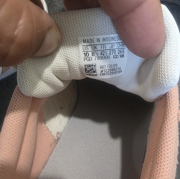 Adidas Womens Size 10 Pink Sneakers - Picture 6 of 7